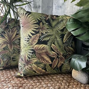 🌴Tropical Palm Leaf Print Throw Pillow | Tommy Bahama